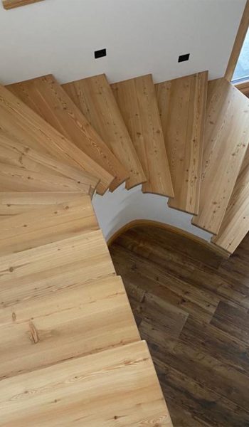 Realizzazione artigianale di una scala su richiesta