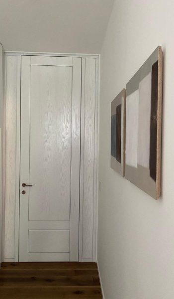 Porta moderna in legno su misura