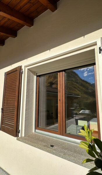 Persiane in legno installate da Ruffoni Style