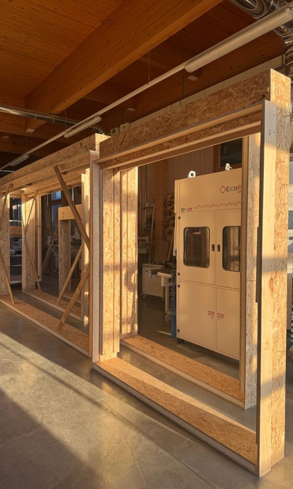 Struttura monoblocco isolante