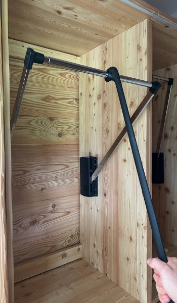 Mobile contenitore in legno personalizzato